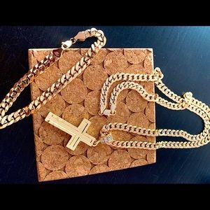 14k gold 8mm Cuban set and cross